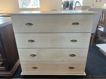 Komoda z masívu výpredajová vzorka