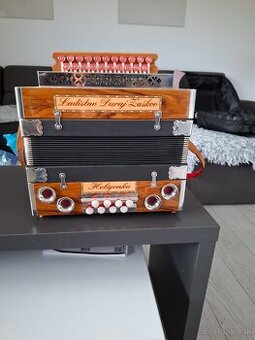 Predám  heligonku Es-as 4-hlasnu Duraj