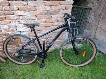 Predám Serious 29er/Mko-43 cm/3x8, odpruzena vidla