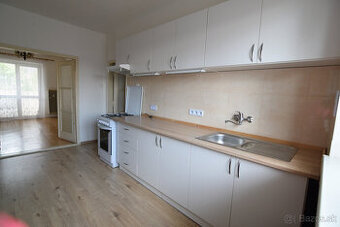 REZERVOVANÉ-Predaj tehlového 2 izbového bytu v Martine, ulic