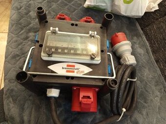 Stavebny rozvadzac 400V