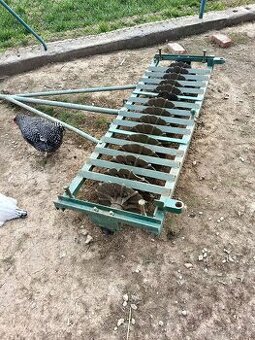 Hrudorez na obrábanie pôdy