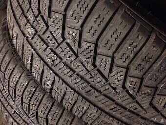 Predám zimné 205/55 R17