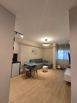 Moderný apartmán 1+1 pri mori, Albánsko