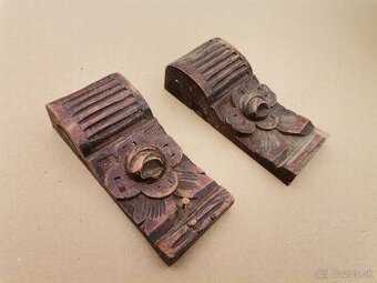 Drevené vyrezávané ozdoby