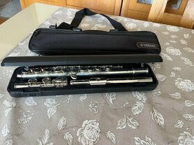 Priečna flauta Yamaha YFL 211