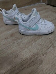 Detske nike