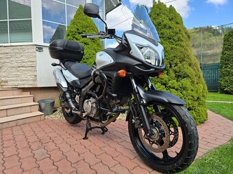 Suzuki DL 650 V strom 2015 ABS TOP stav gar.km