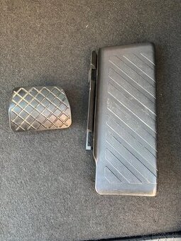 Nášľapy/pedále  na Volkswagen passat b8