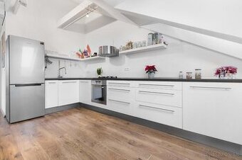 2i podkrovný byt, 60 m2, Hamuliakovo, tichá lokalita, krásny