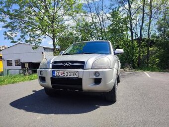 Hyundai tuscon 2.0CRDI 103kw 4x4