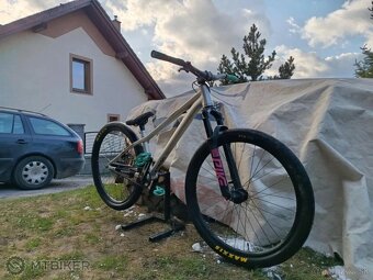 Commencal Absolut