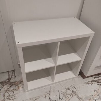Regál Ikea
