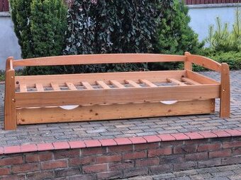 Predam postel 100x210 borovica s rostom a uloznym