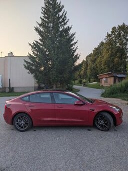 Tesla model 3 SR+ RWD