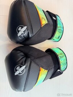 rukavice na box hayabusa,kratasy venum