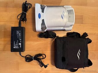 Kyslikovy koncentrator CAIRE FreeStyle Comfort.