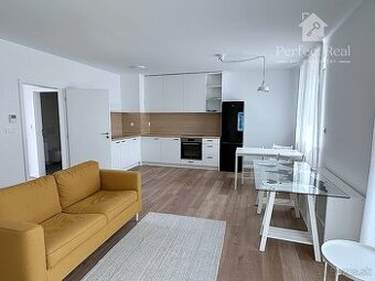 🏡Pekný 1,5-izbový byt s predzáhradkou, parking - Bratislava