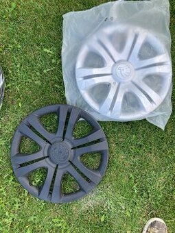 Škoda originál puklice