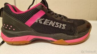 Halové tenisky Kensis