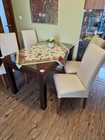 Jedalensky stol + stoličky