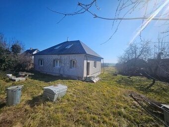 Exkluzívna ponuka: Rodinný dom Orešany – Váš budúci domov
