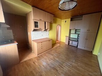 Garzónka na predaj