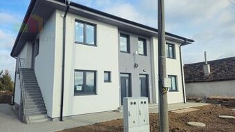 3 izbový byt(80m2) so záhradkou v obci Kamanová -Posledný v