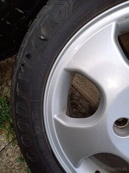 Elektróny aj s pneu 195/60R15