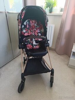 Cybex Mios 2.0 spring blossom
