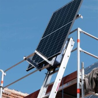 Výťah na prepravu solárnych panelov GEDA -  Solarlift 250