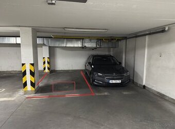 Vnútorné park. miesto Koloseo E -2p. č.9