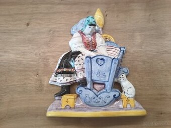 figurálna soška na zavesenie modranská keramika