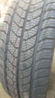225/75 R16c
