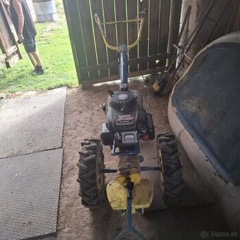 Predám Malotraktor Agzat s príslušenstvom