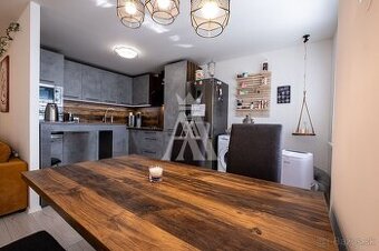 3 IZBOVÝ BYT, ŽIŽKOVA, KOŠICE JUH