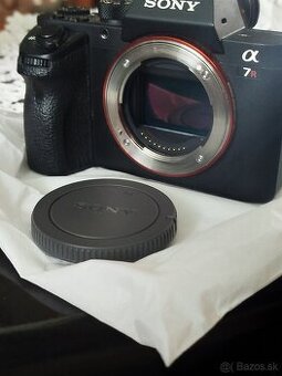 Sony A 7RII