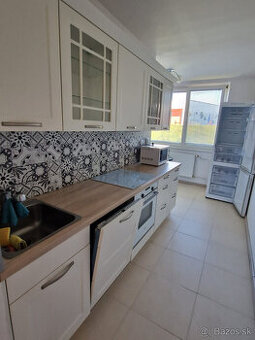 Na predaj 2-izbový byt v Tvrdošíne - 1