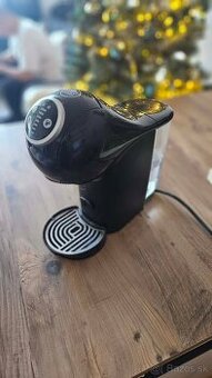 Kapsulovy kávovar Nescafe dolce gusto