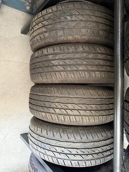 Predám pneu Matador 205/65R15 - 1