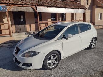 SEAT LEON 1.4 BENZIN 63 KW NAJ.167000 KM ROK VÝROBY 2009