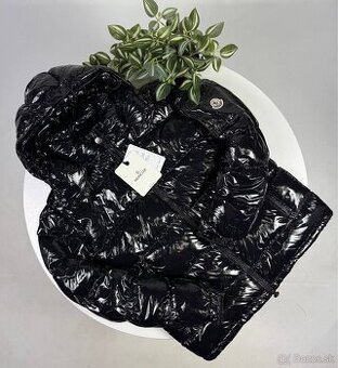 👕PÁPEROVÁ BUNDA MONCLER MAYA 😍