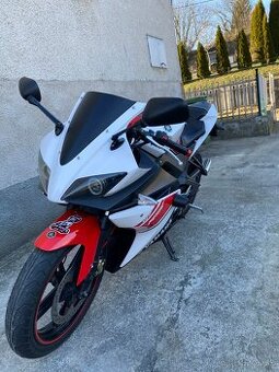 YAMAHA YZF R125