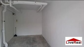 Na prenájom zrekonštruovaná garáž, Donnerova, 13m2, elektrin