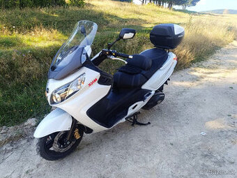 Predám skúter SYM MAXSYM 400i ABS r.v. 2017, len 12.000 km