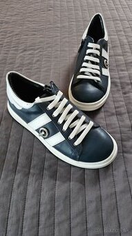 Predám nové topánky č. 35