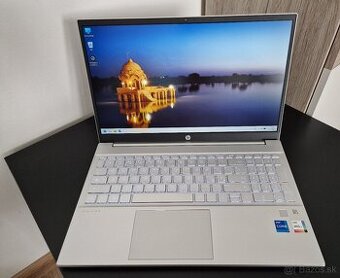HP pavilion 15