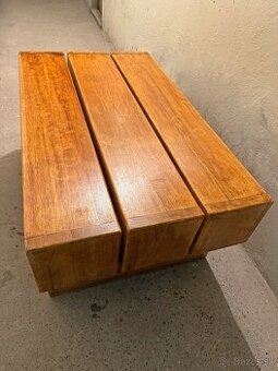 Predám kvalitný dubový konferenčný stôl (masív)