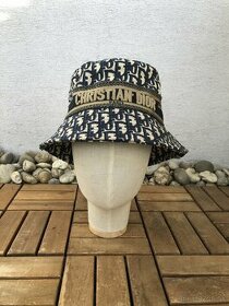 Dior klobúk - 1