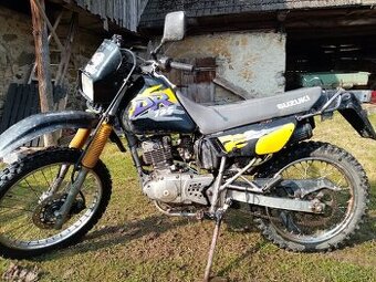 Suzuki Dr 125